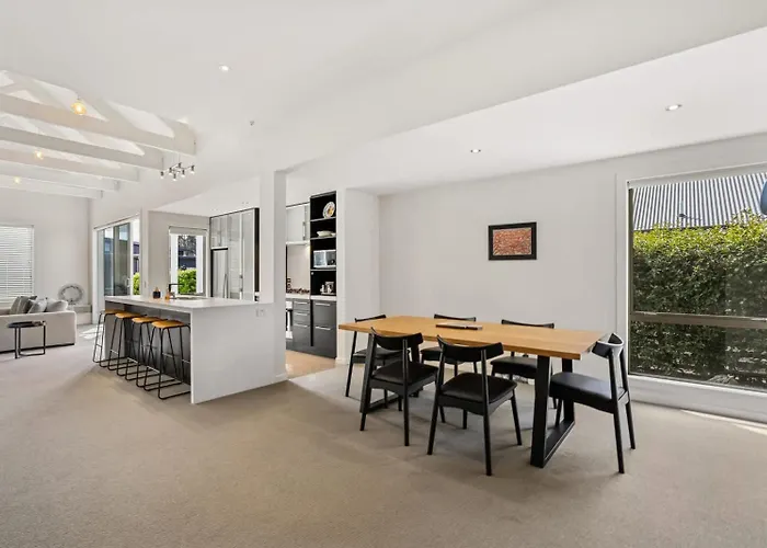 Tranquility On Parkhill Holiday home *